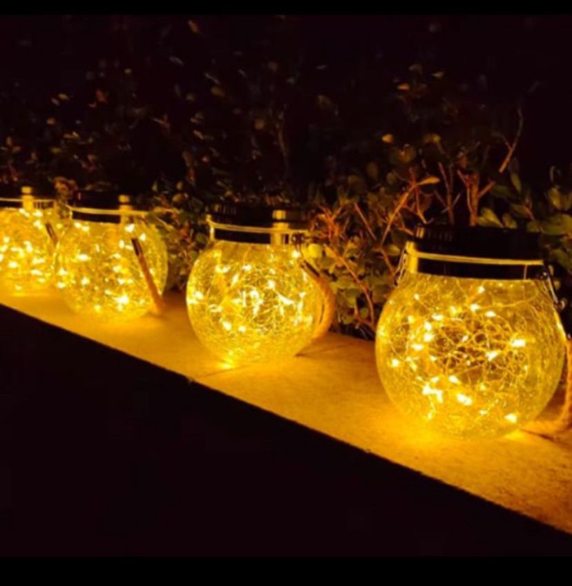 SOLAR DECORATIVE LAMP